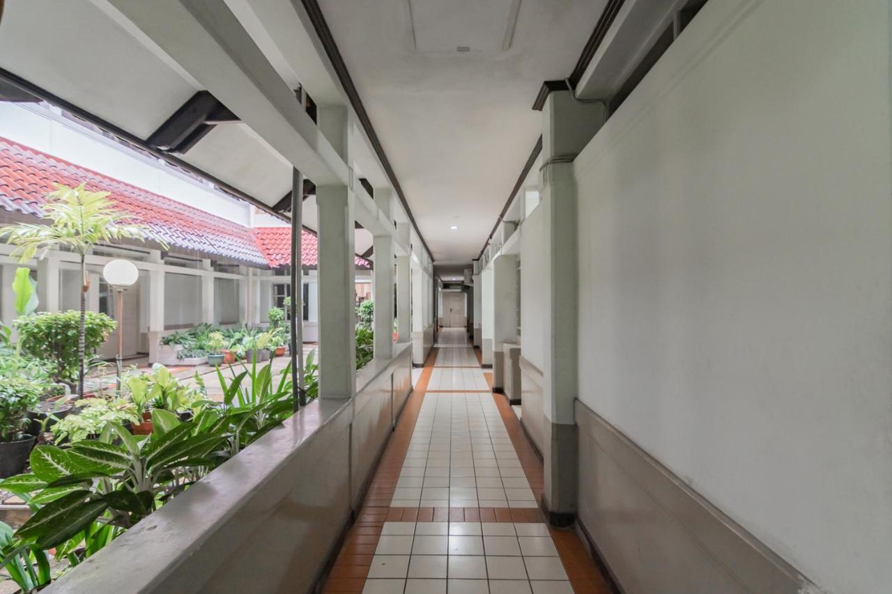 Hotel Koolkost Near Bandung Station Extérieur photo
