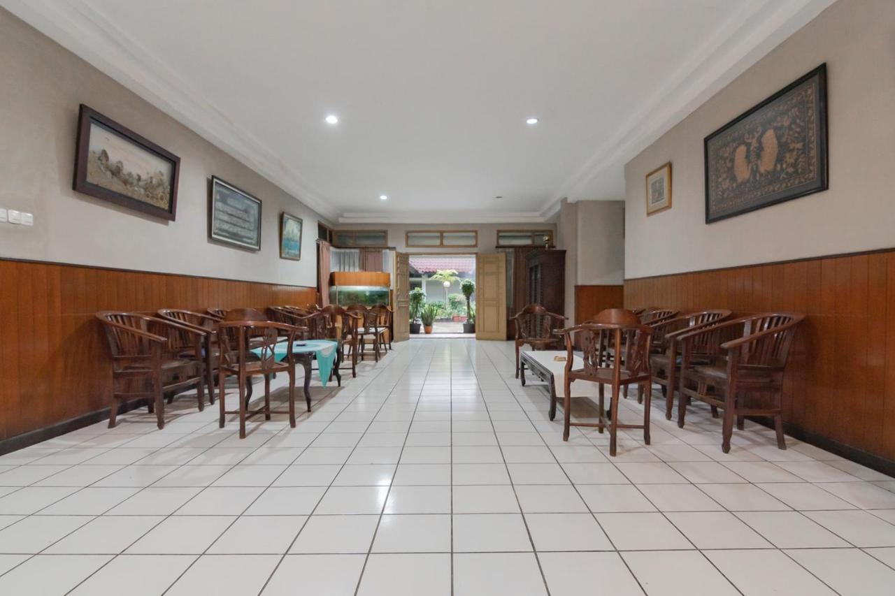 Hotel Koolkost Near Bandung Station Extérieur photo